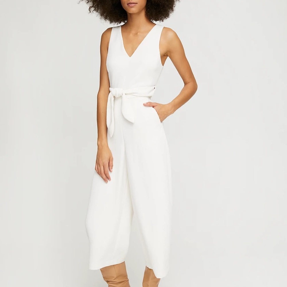 Aritzia Wilfred Écoulement jumpsuit or romper in cream (size 2)